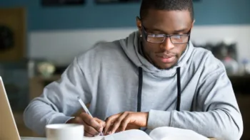 Tuition-Free Colleges Carry Many Benefits for Students Across the U.S.